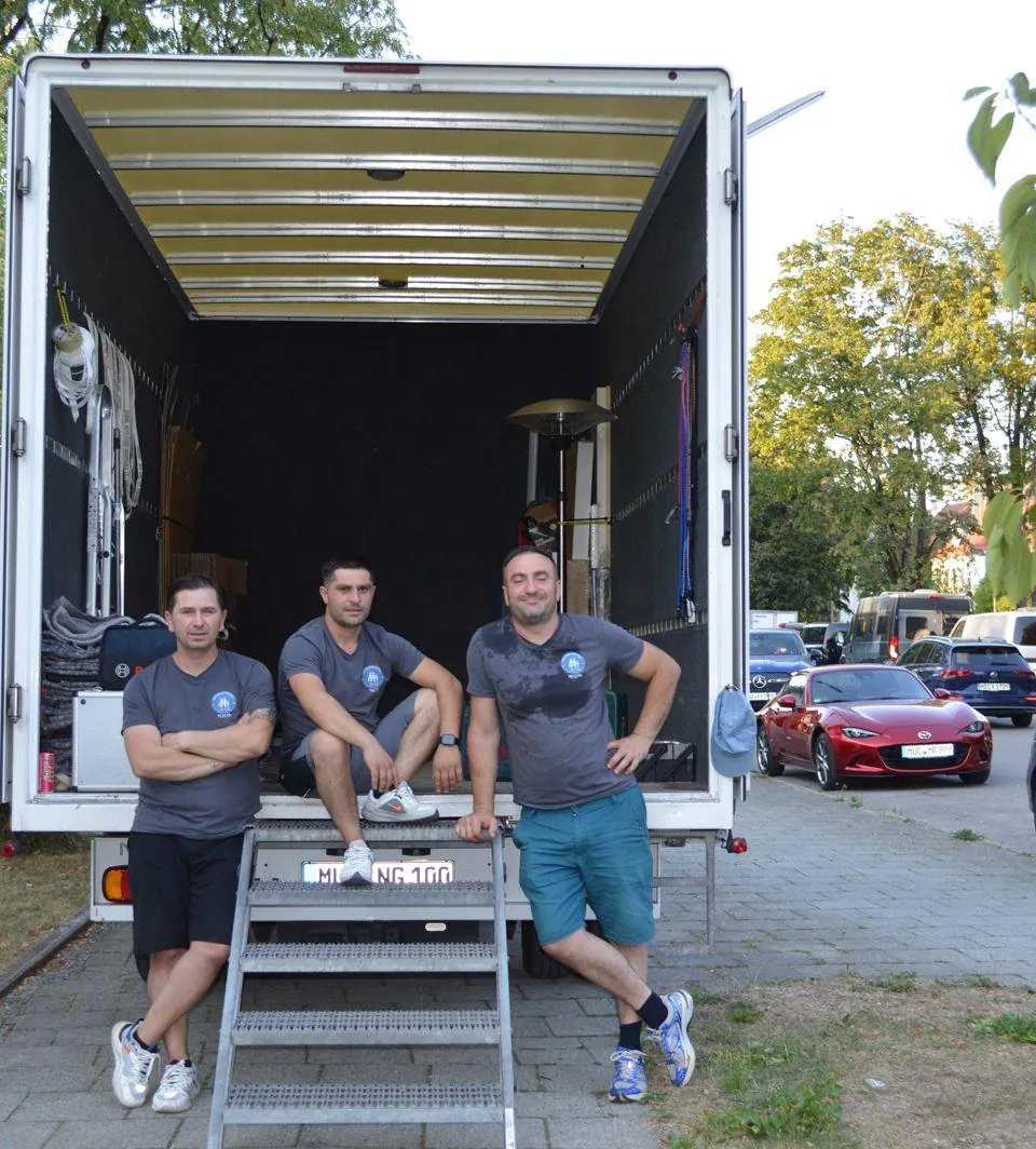 My Family Umzug – Team bei der Arbeit